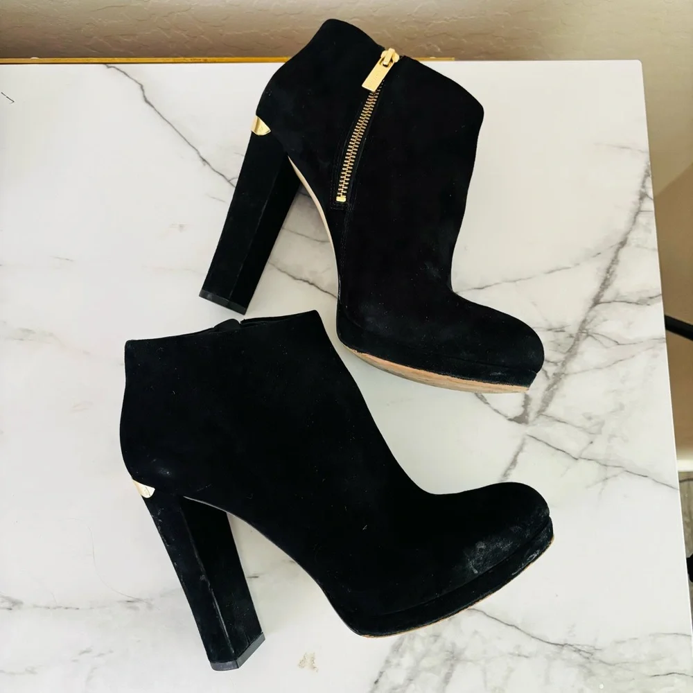Michael Kors Haven Platform Booties‎ Black Suede Ankle with Gold Accents 9 M